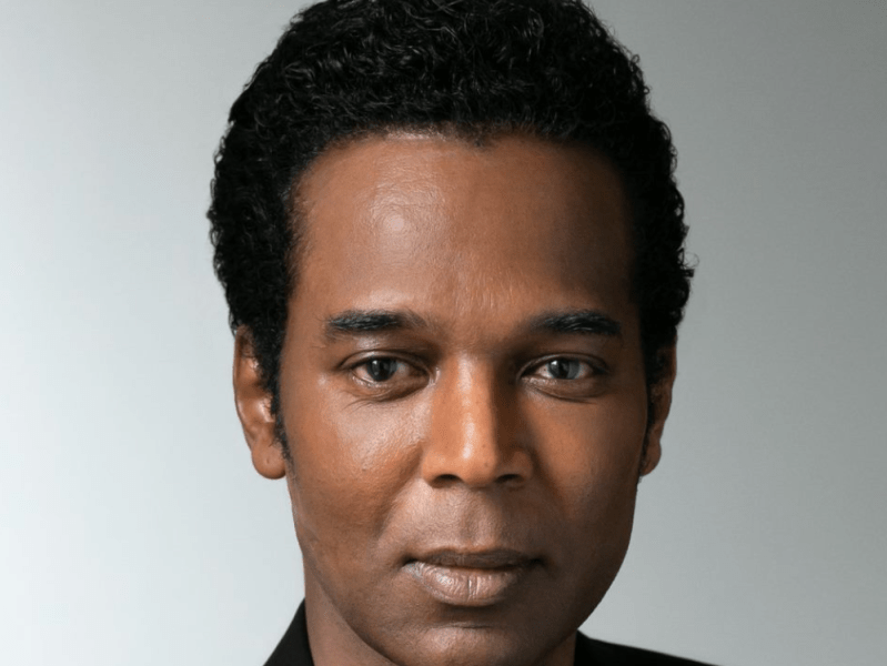 William Nadylam on the Magic On and Off Screen in ‘Fantastic Beasts: The Secrets of Dumbledore’